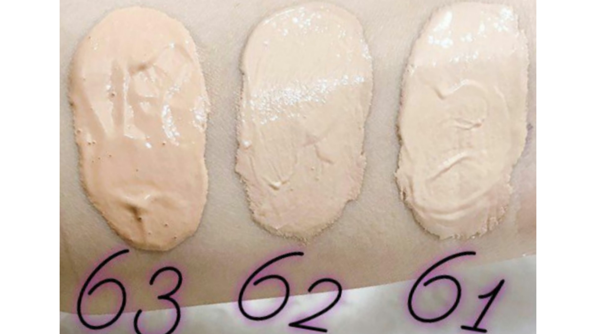 کرم-پودر-سوپر-بالانس-کلینیک-clinique